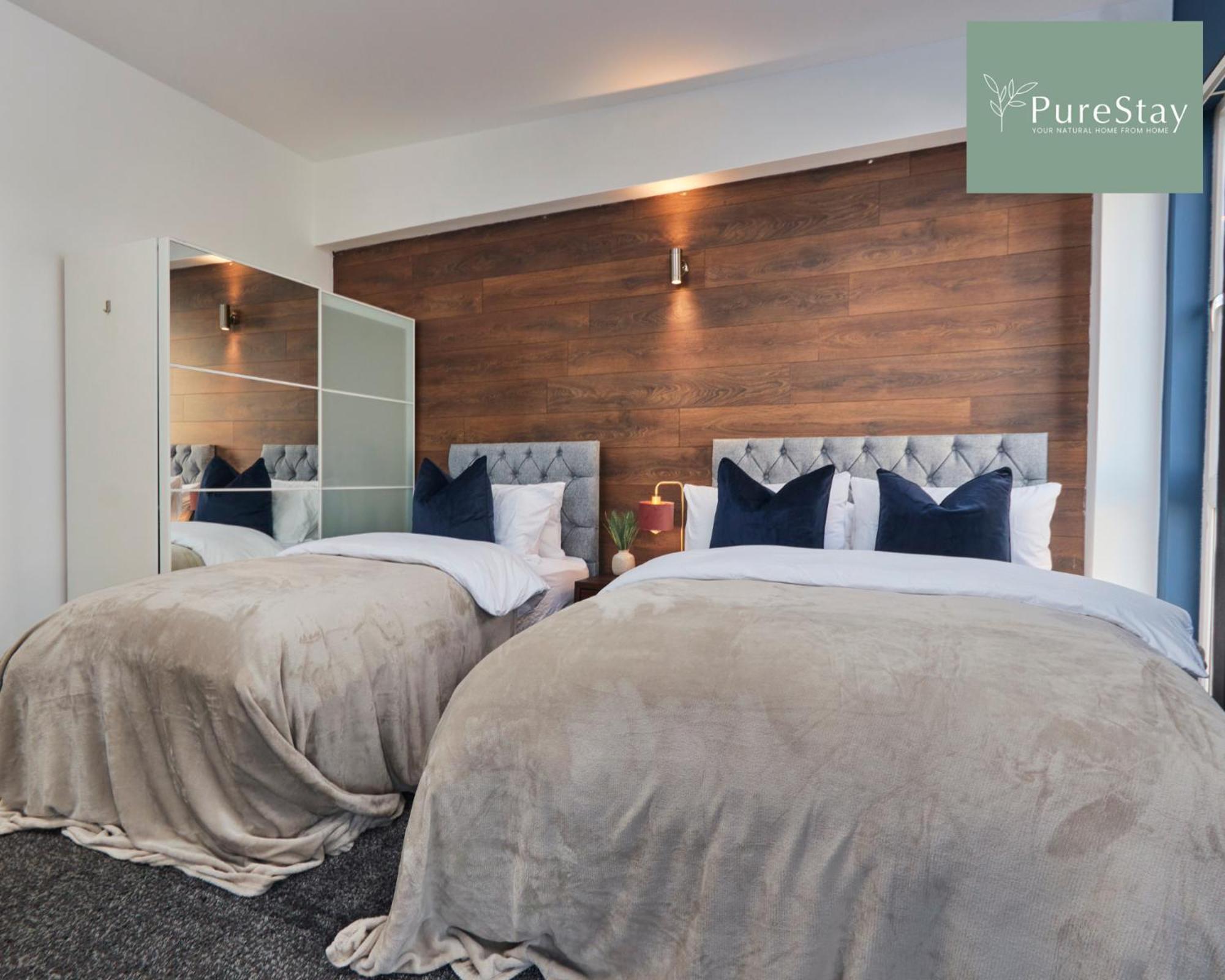 Superb House Manchester Near Etihad With Free Parking Sleeps 8 Εξωτερικό φωτογραφία